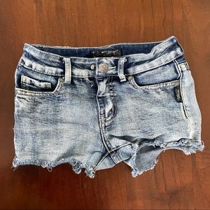 Silver Jeans “Lacey” Denim Shorts (Girls 6)